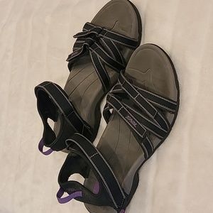 Teva Tirra Hiking Sandals Womens Size  9